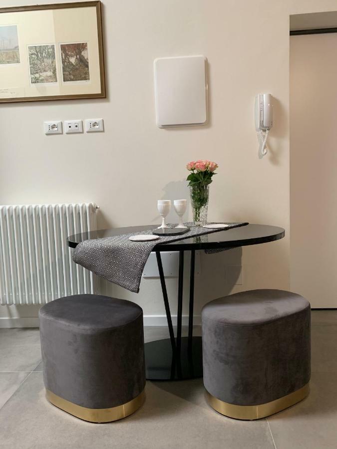 L'8Boutique Via Piella Lägenhet Bologna Exteriör bild