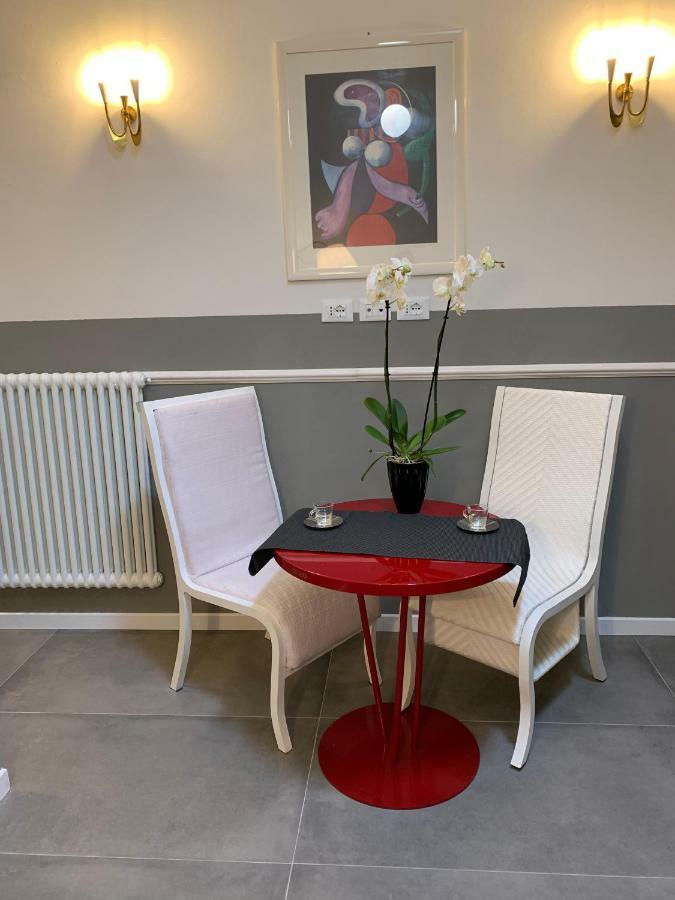 L'8Boutique Via Piella Lägenhet Bologna Exteriör bild