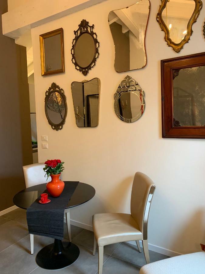 L'8Boutique Via Piella Lägenhet Bologna Exteriör bild