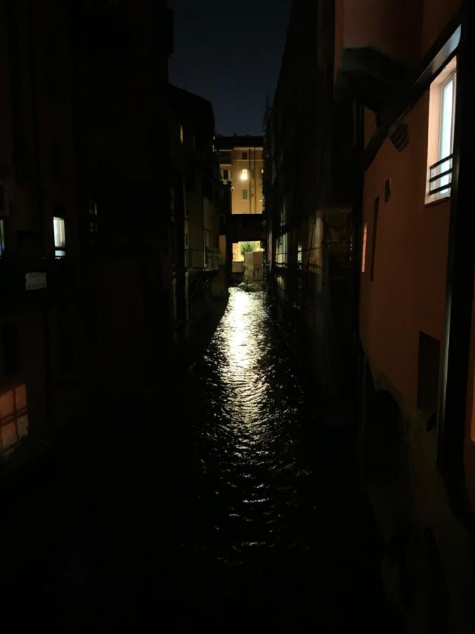 L'8Boutique Via Piella Lägenhet Bologna Exteriör bild